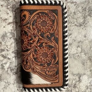 Handcrafted Leather Wallet with Floral Design